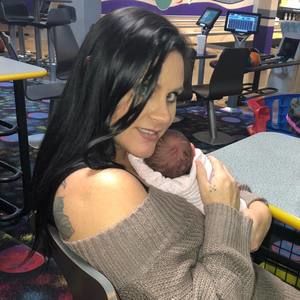 Meet your Posher, Jj